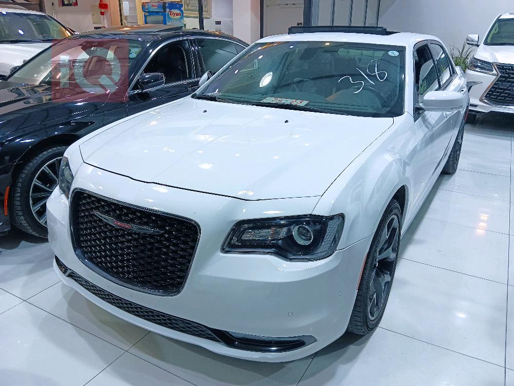 كرايسلر 300